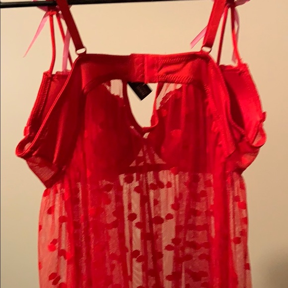 Lingerie - Picture 3 of 3